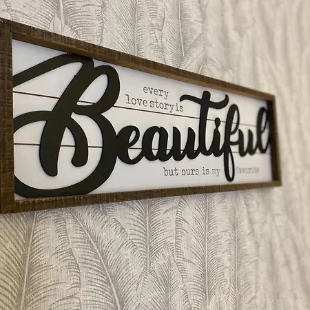 2br Flat, Near Seafront - Perfect For Getaways * Файли