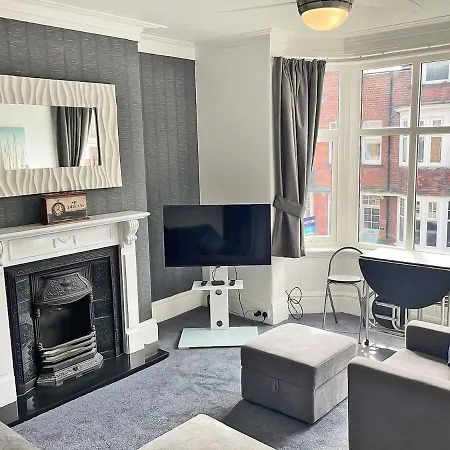 Apartment 2br Flat, Near Seafront - Perfect For Getaways Filey